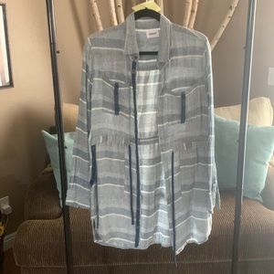 Hudson long sleeve, denim details with tie waist and pockets